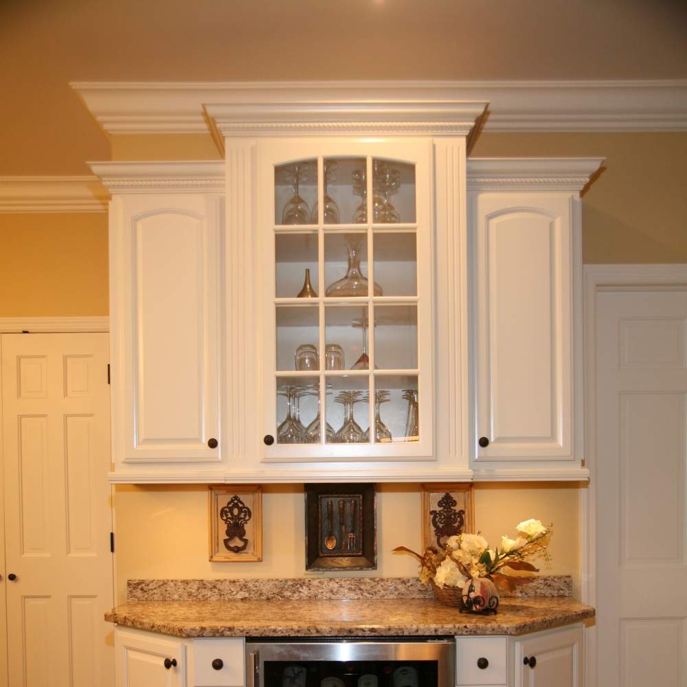 Traditional Cream & Mahogany Kitchen > Kitchens > Projects > Repp ...