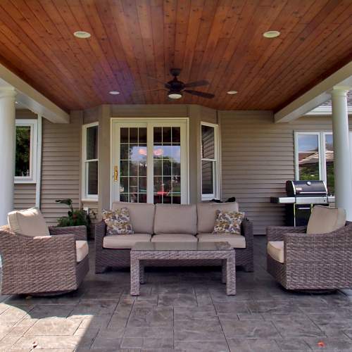 Traditional Covered Porch & Patio